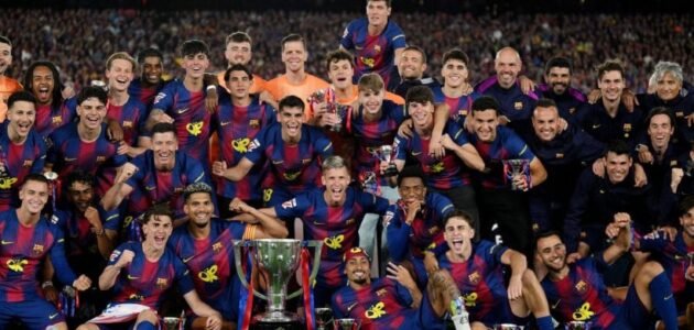 برشلونة يتوج بالدوري الإسباني بفوز مستحق في الكلاسيكو